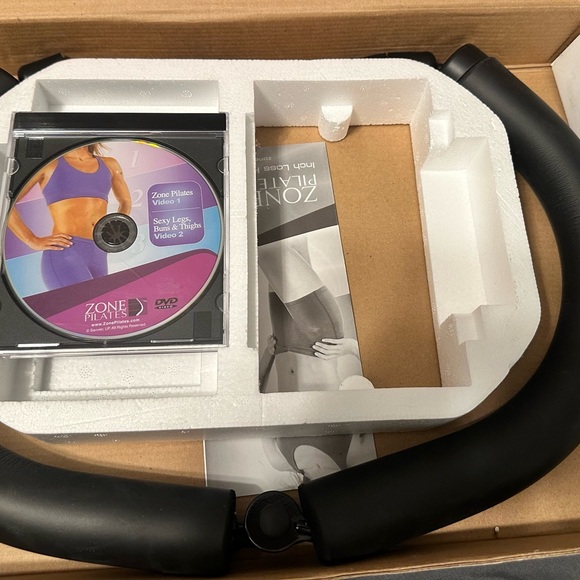 Zone Pilates Body Sculpture System Exercise DVD and Meal Plan. - Picture 2 of 8